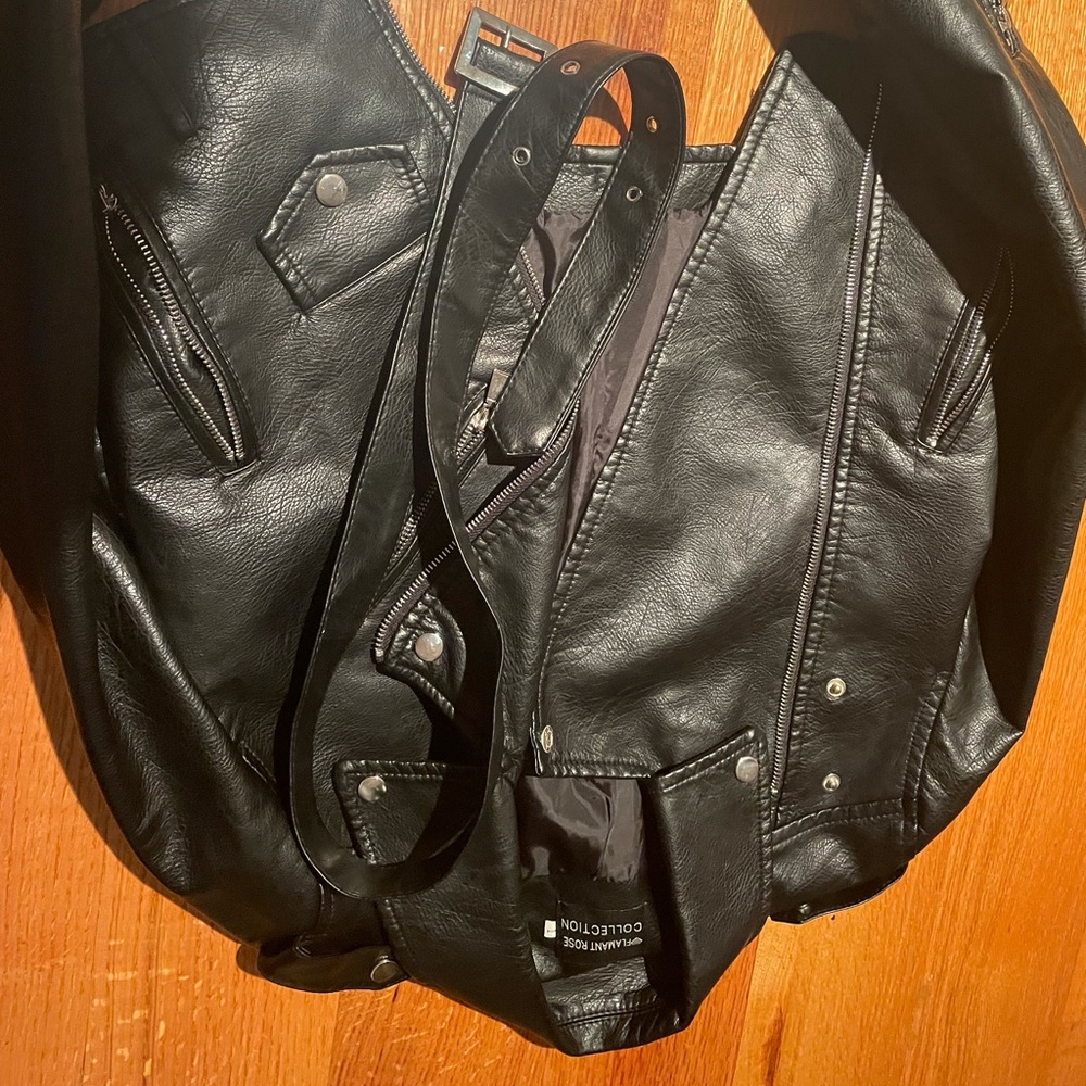 Nasty gal faux leather cropped jacket. Small.